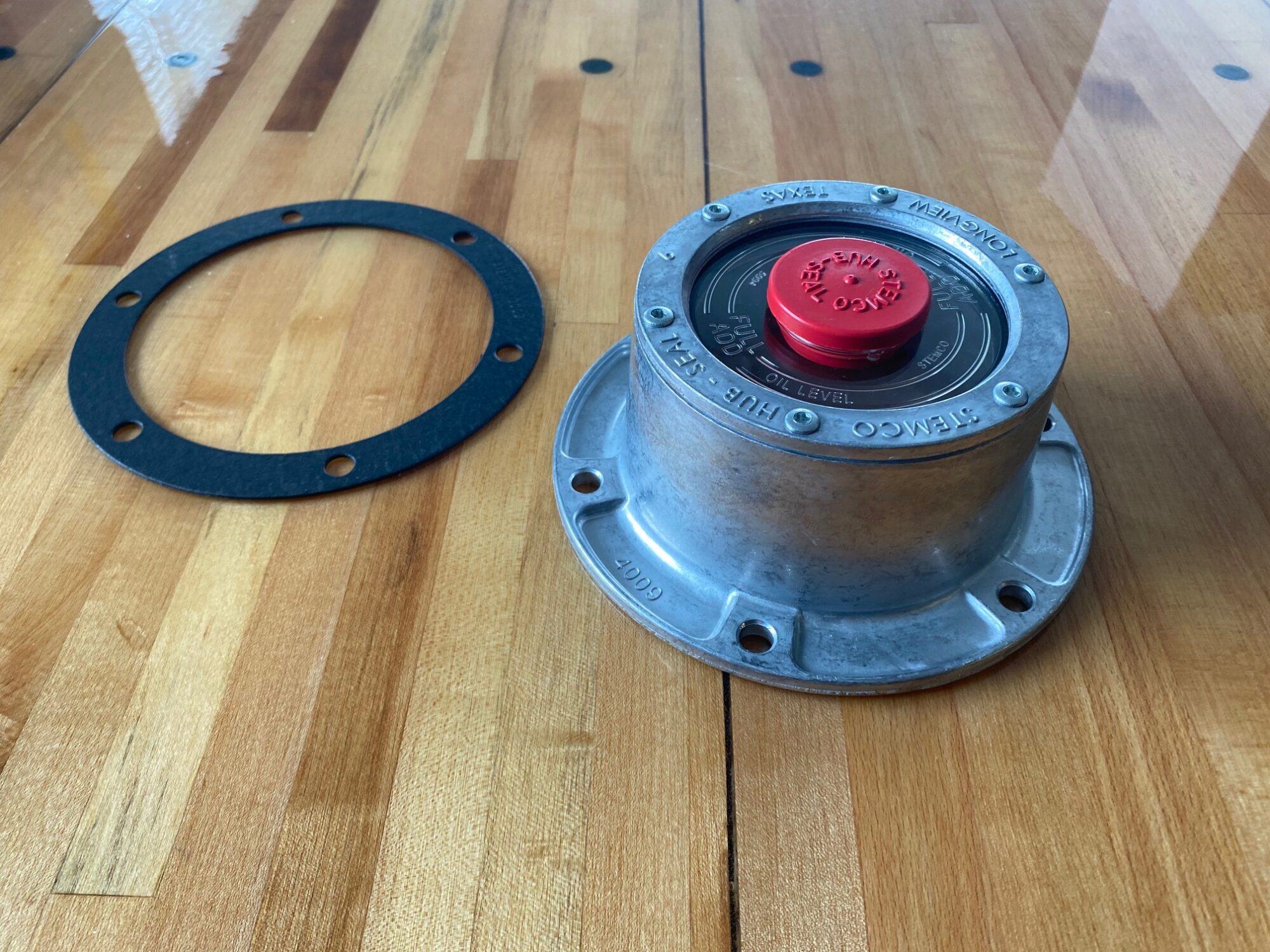 Trailer Hub Caps Stemco - 300-4009 | Canvec.com