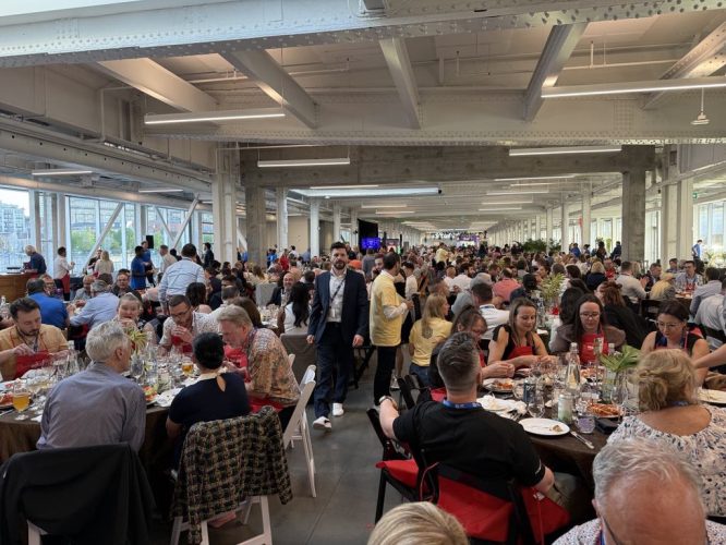 Traffic club montreal - Canvec.JPG4